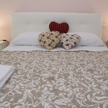 B&B Sweet Suite Dreams Catania-Fontanarossai nemzetközi repülőtér Kültér fotó